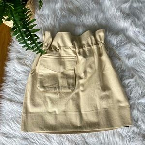 Cinch waist khaki skirt with statement pocket